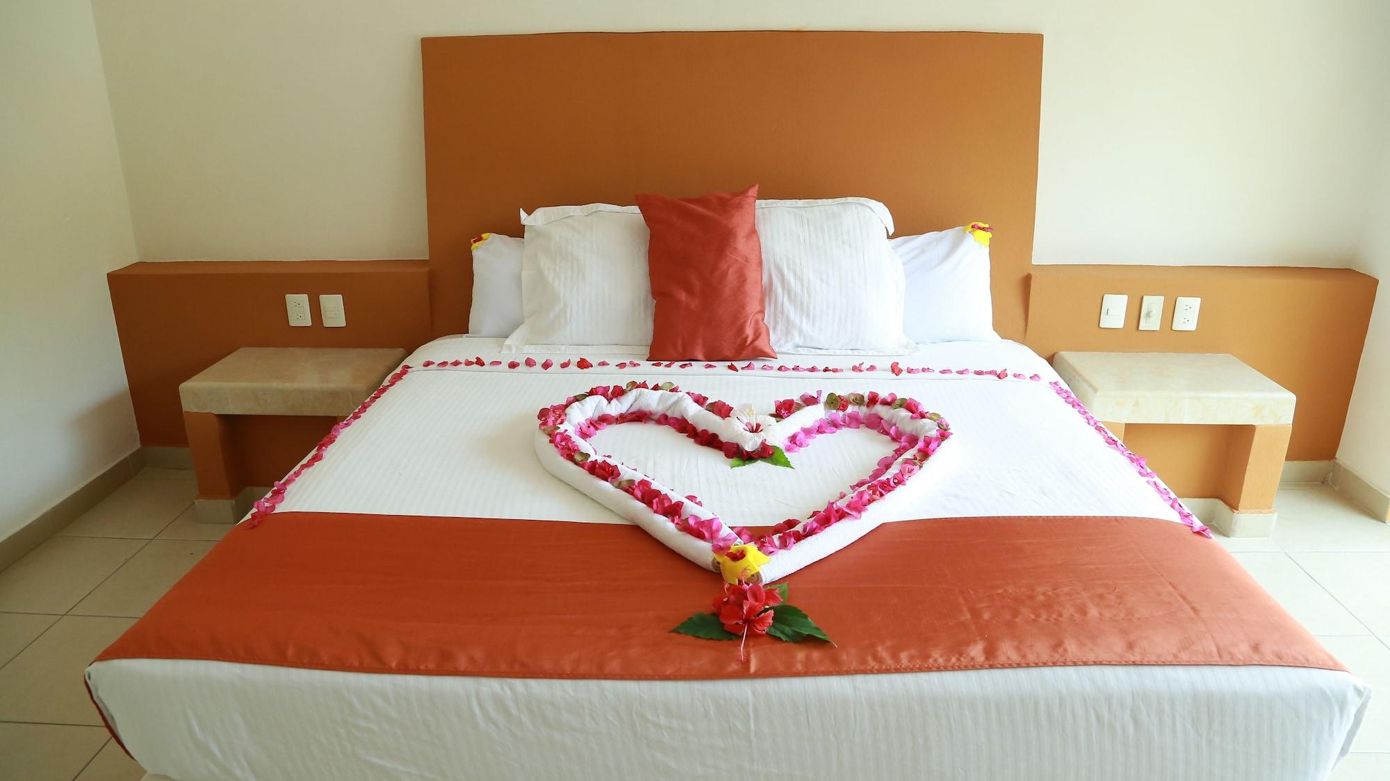 Hotel Ixzi Plus Ixtapa  Extérieur photo