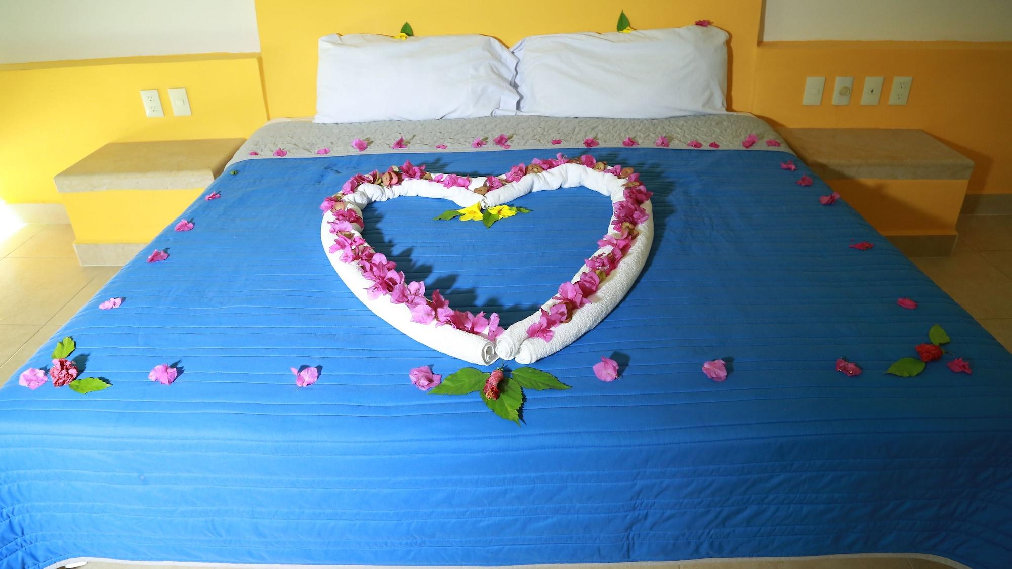 Hotel Ixzi Plus Ixtapa  Extérieur photo