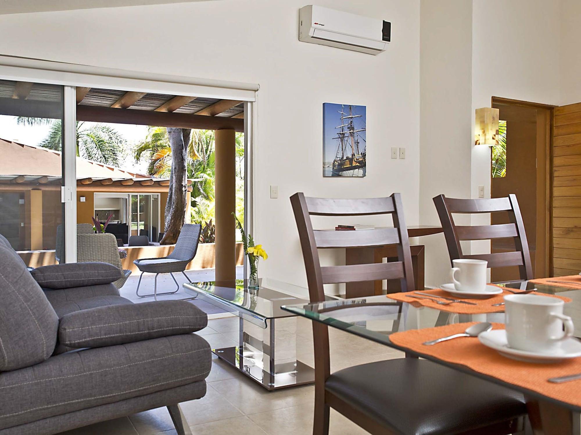 Hotel Ixzi Plus Ixtapa  Extérieur photo