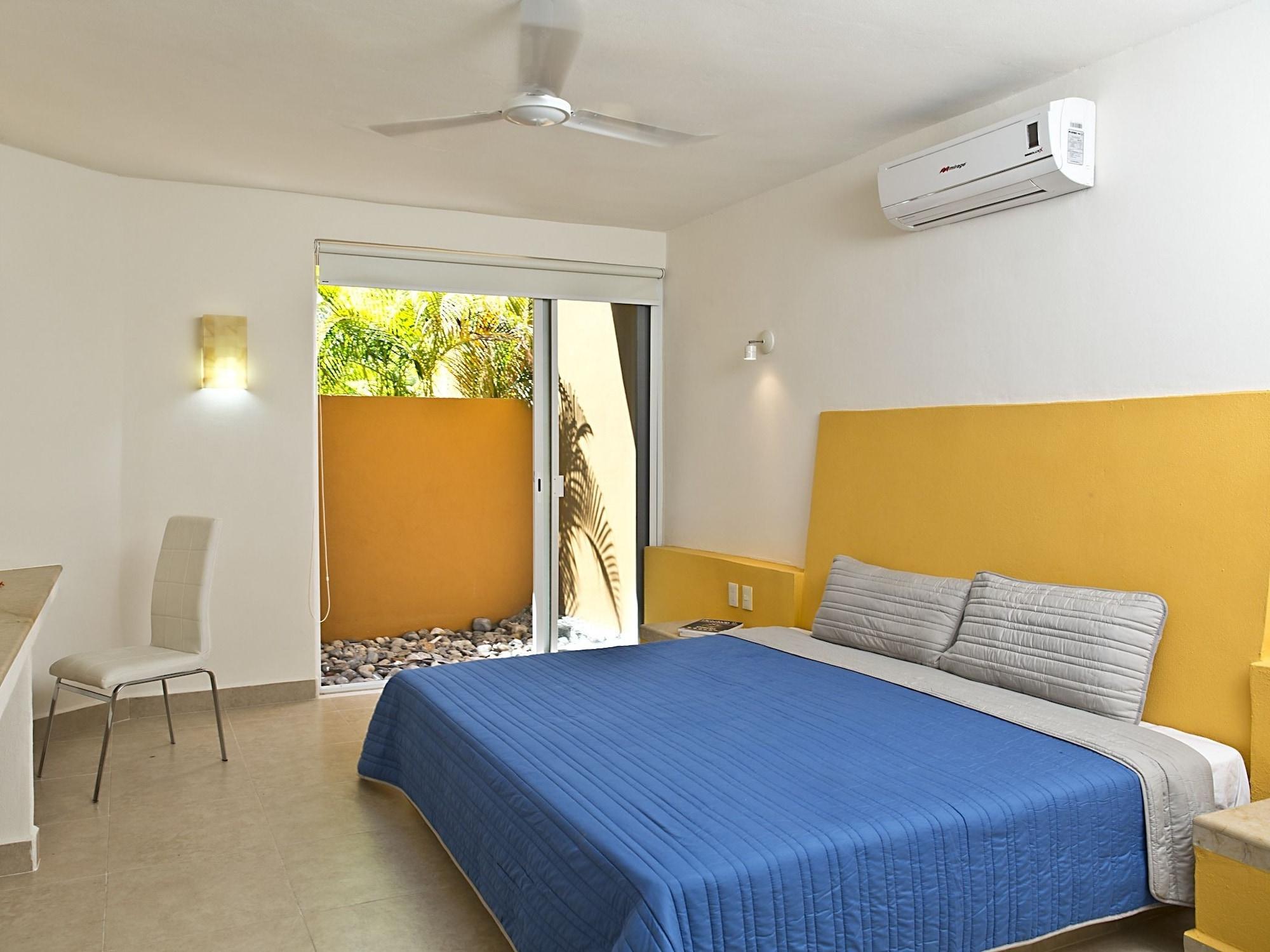 Hotel Ixzi Plus Ixtapa  Extérieur photo