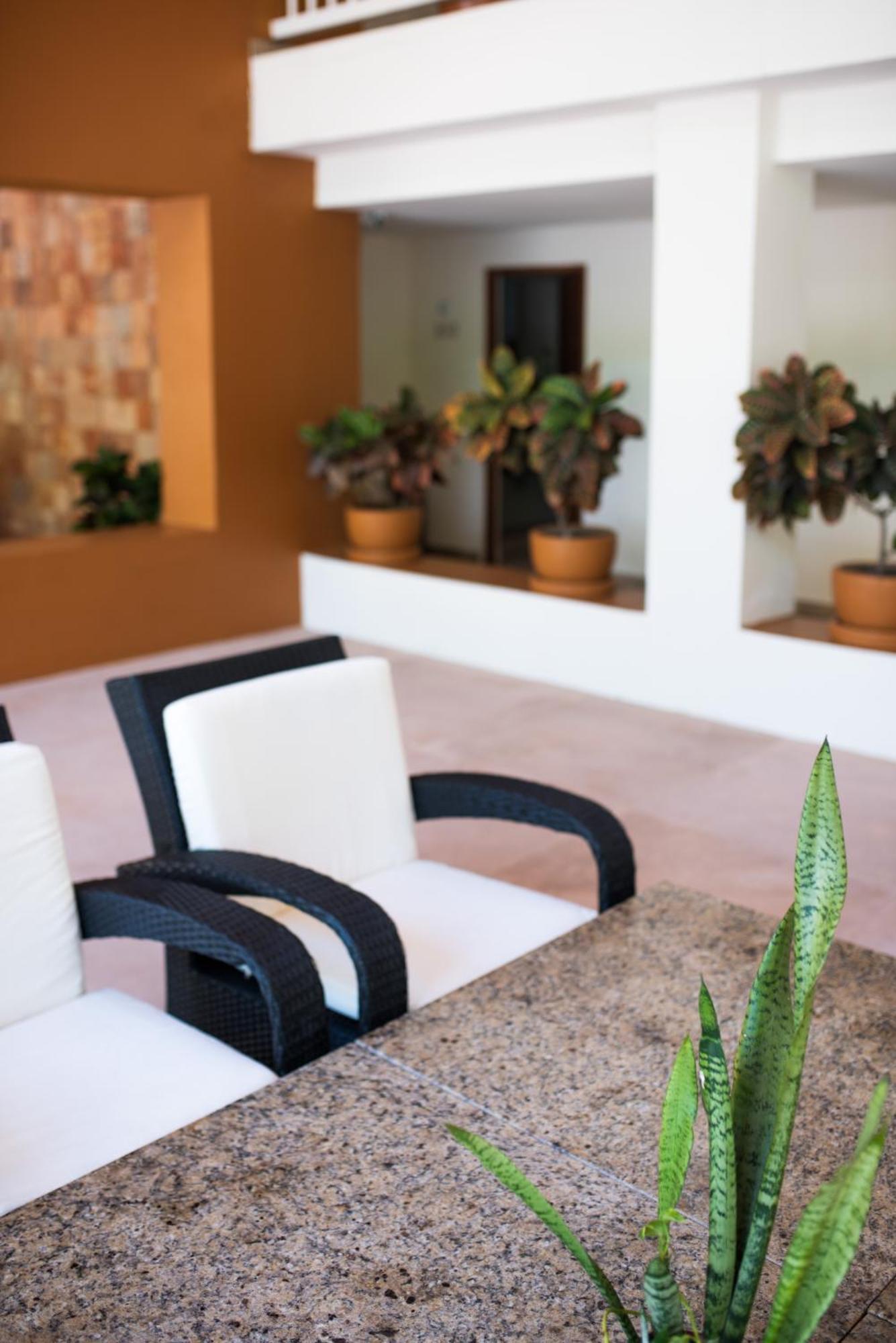 Hotel Ixzi Plus Ixtapa  Extérieur photo