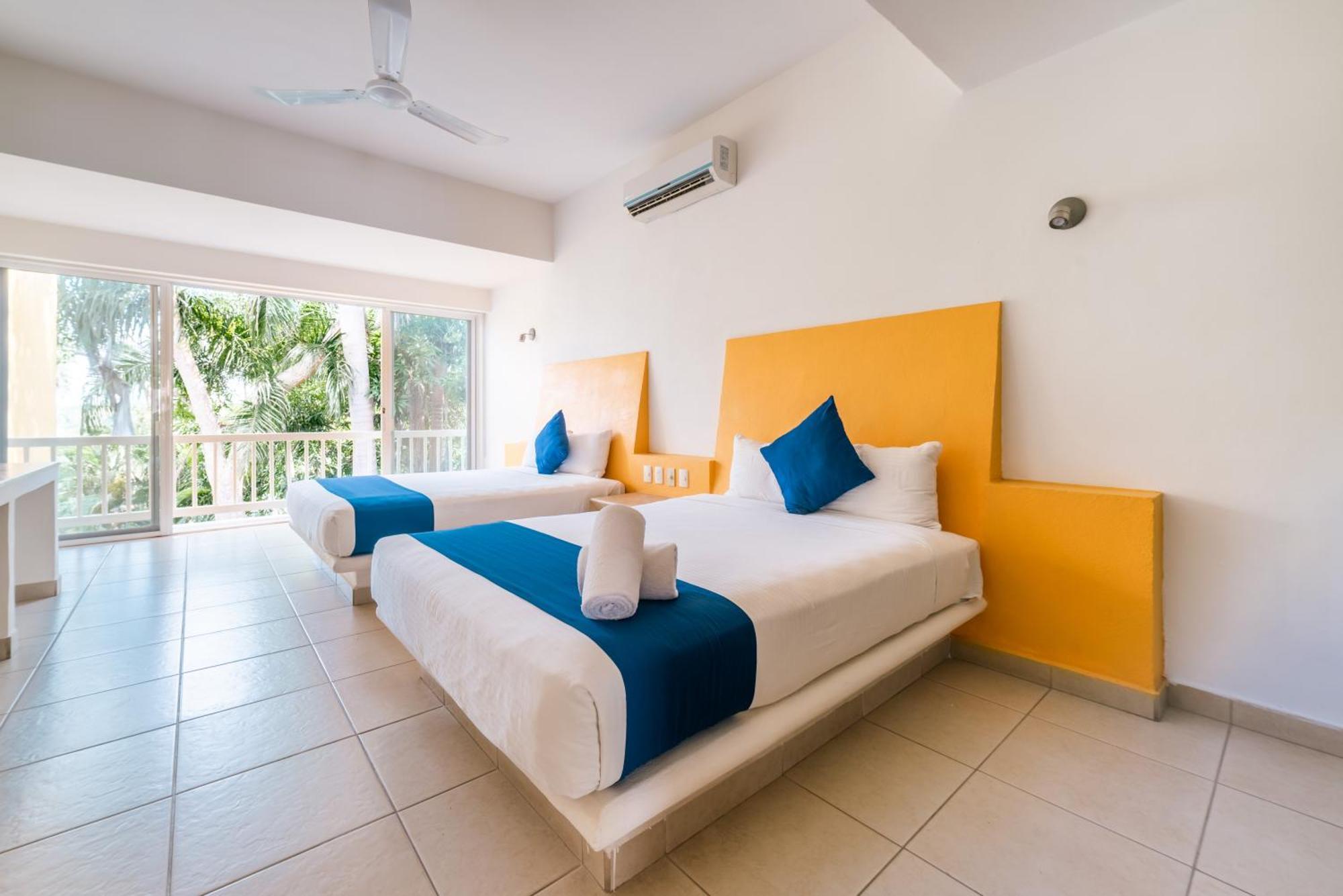 Hotel Ixzi Plus Ixtapa  Extérieur photo