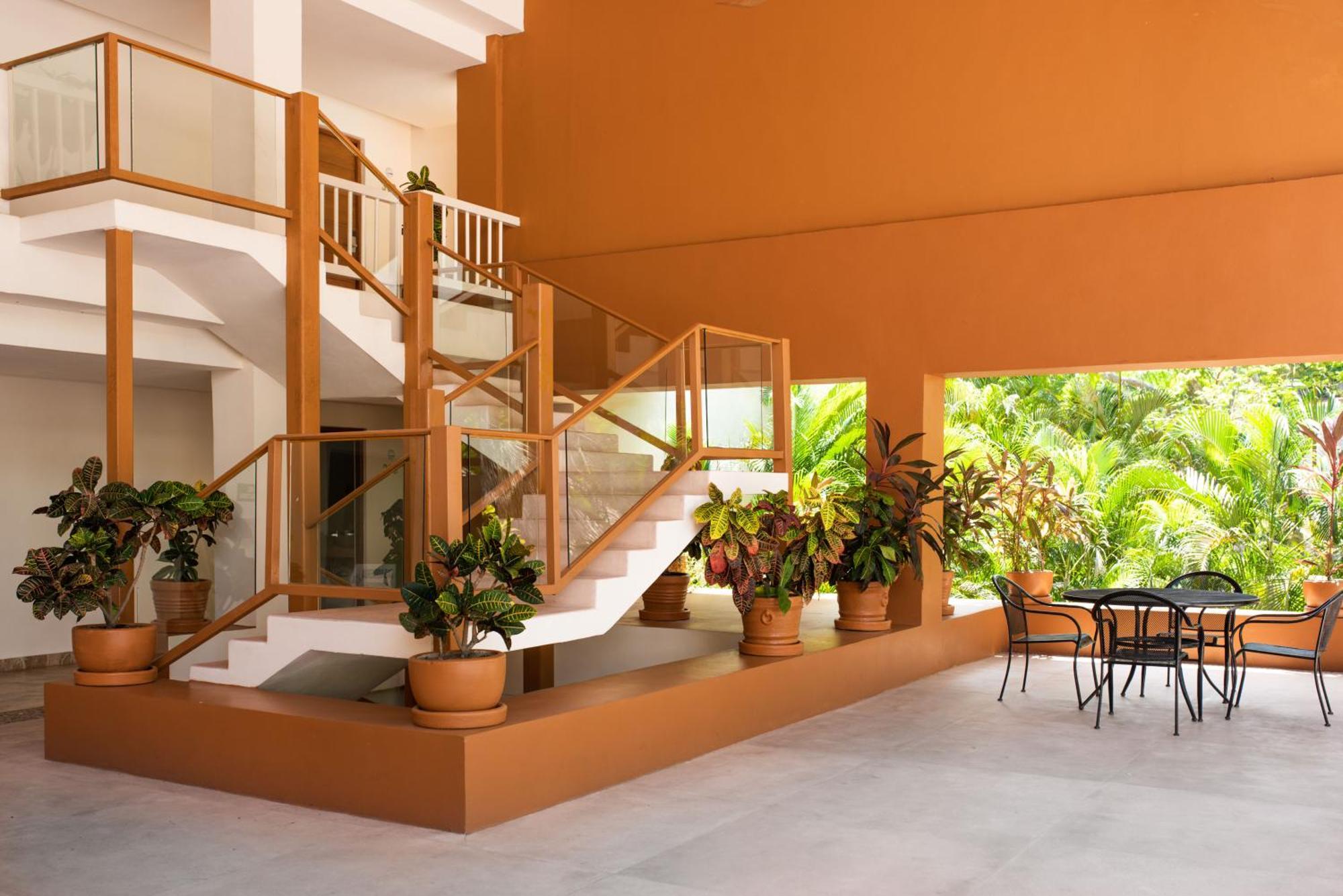 Hotel Ixzi Plus Ixtapa  Extérieur photo