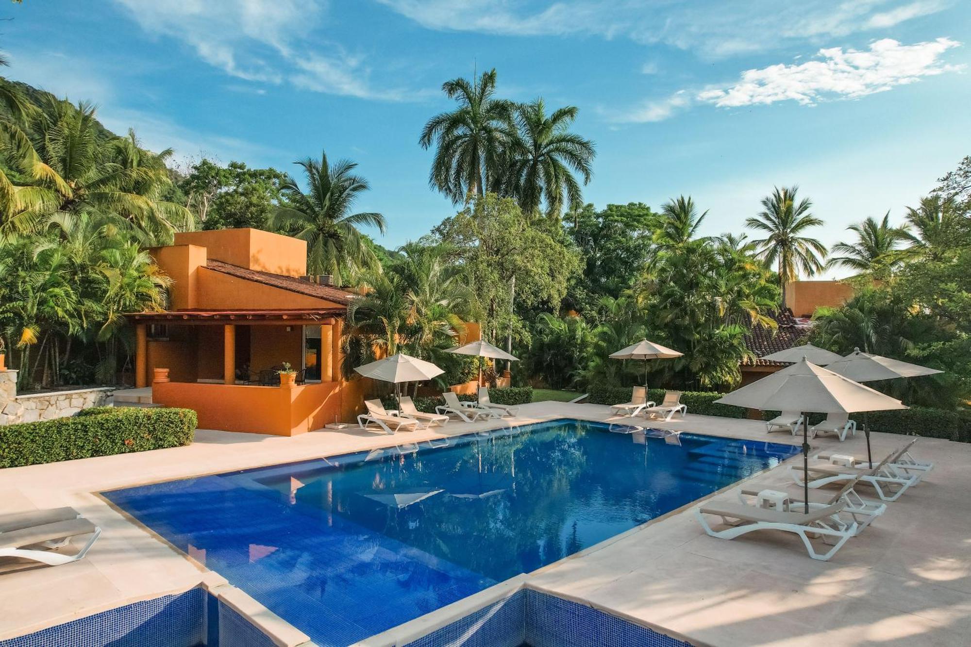 Hotel Ixzi Plus Ixtapa  Extérieur photo